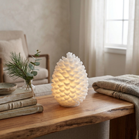 Bougie LED sans flamme en cire de paraffine sculptée en forme de pomme de pin - Décoration écologique pour la maison - Ornement de Noël