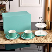 Tasse à café en porcelaine fine T Brand avec soucoupe, ensemble de thé de l'après-midi, style moderne et minimaliste, emballage cadeau d'anniversaire, vente en gros