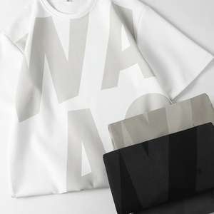 T-shirt pour homme avec imprimé graphique - Design de texte accrocheur avec coupe confortable, idéal pour ajouter une touche urbaine cool - Product Image 6