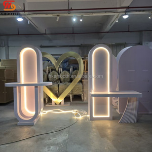 ฉากหลังโค้งสีขาวเรียบหรูทันสมัยพร้อมไฟ LED ส่องสว่าง ชุดโต๊ะเค้กและของหวาน สำหรับตกแต่งงานเลี้ยงต้อนรับ - Product Image 3
