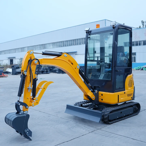 Mini Escavatore Economico da 1,8 Tonnellate per Costruzioni e Demolizioni con Trivella, Martello Idraulico e Parti di Ricambio - Product Image 6