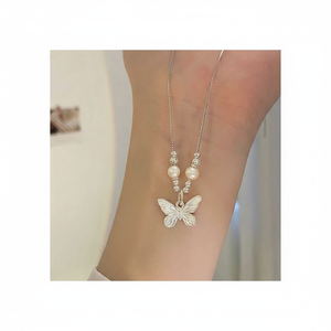 สร้อยคอไข่มุกสแตนเลสลายดอกไม้สุดหรูสำหรับเด็กชุบโรเดียมแบบมินิมอล - Product Image 2