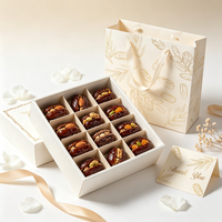 Boîte d'emballage de luxe en gros pour dattes, boîte cadeau en carton personnalisée avec couvercle et base imprimés pour l'emballage de desserts du Moyen-Orient