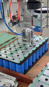 Batería de Ciclo Profundo LiFePO4 XFSD 60V100Ah con BMS Integrado, Compatibilidad con Alto Voltaje para Montacargas/Ciclomotores - Product Image 6