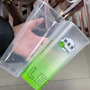 Vasos Desechables Personalizados de Plástico PET Transparente con Fondo Redondo en Forma de U con Tapas para Beber sin Pajita para Bebidas Frías - Product Image 3