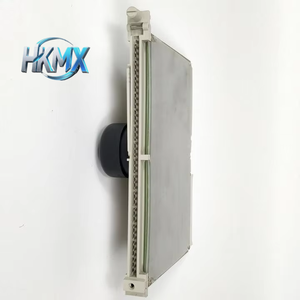 ตัวควบคุม PLC สำหรับงานอุตสาหกรรมรุ่น FX3U-128MT ES-A และโมดูลระบบอัตโนมัติรุ่น FX5U-64MR - Product Image 1