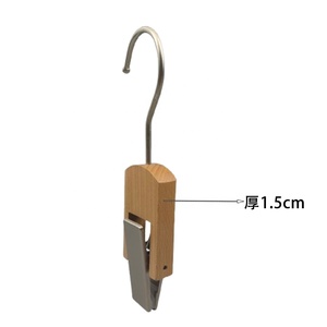 Grossiste <span class=keywords><strong>Cintre</strong></span> en Bois Polyvalent avec Logo Personnalisé pour Perruques et Extensions Capillaires - Product Image 5