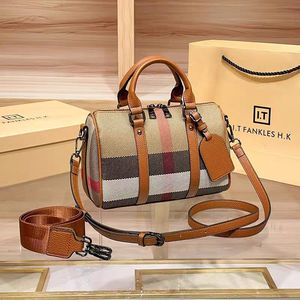 Bolsos de Mensajero Casuales de Lona y Cuero de Alta Calidad 2026, Bolsos a Cuadros para Mujer, Bolso de Hombro de Moda, Bolso de Mano de Gran Capacidad para Mujer - Product Image 1