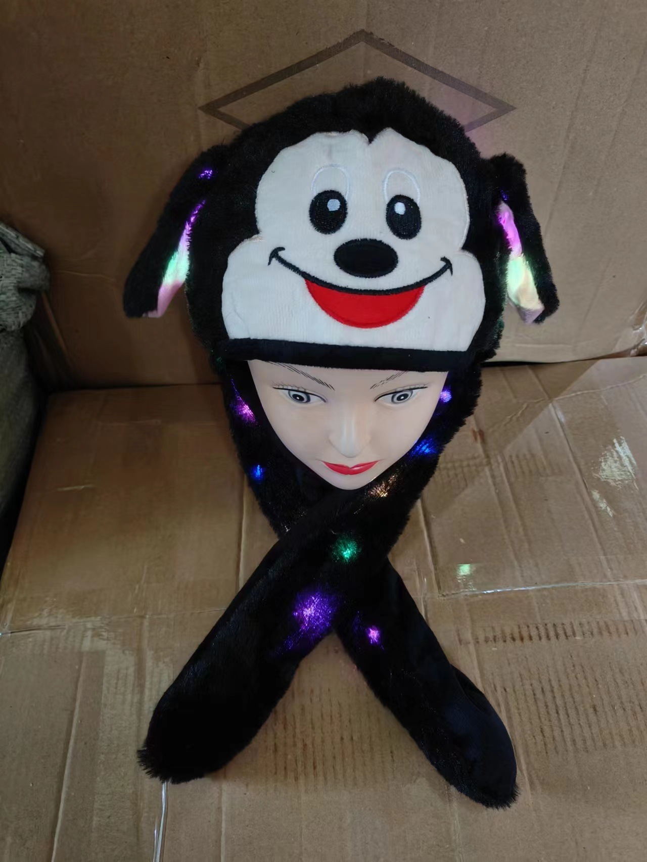 Chapeau Mickey noir brillant