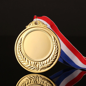 Trofeos y Medallas Deportivas Personalizadas de Metal Dorado con Cinta para Fútbol, Atletismo, Taekwondo, Gimnasia, Fútbol Americano, Premios Deportivos, Estilo Antiguo y Moderno - Product Image 6