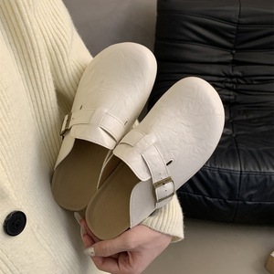 Women's slippers Retro and Versatile Casual Boken Shoes with Toe Caps New Style Washed Leather Toe Caps Retro slippers - Product Image 4