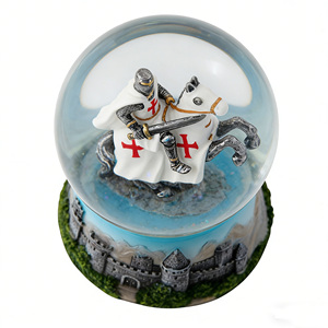 Globo <span class=keywords><strong>de</strong></span> Nieve <span class=keywords><strong>de</strong></span> Resina Pintado <span class=keywords><strong>a</strong></span> Mano con Caballero Templario Medieval y Base <span class=keywords><strong>de</strong></span> Castillo, Regalo Único para Amantes <span class=keywords><strong>de</strong></span> la Historia - Product Image 4