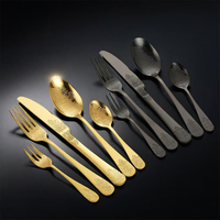 Bestseller Vintage Muster Edelstahl Messer Gabel Löffel Besteck Golden Besteck Set für Hochzeits feier