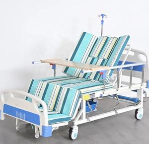 Letto di cura manuale della mobilia del reparto ospitale dell'attrezzatura della stanza di ospedale di alta qualità per la toilette di cura del paziente - Product Image 1