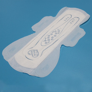 Tovagliolo sanitario monouso personalizzato in fabbrica con stampa <span class=keywords><strong>blu</strong></span> tamponi mestruali in cotone per la salute delle donne - Product Image 1