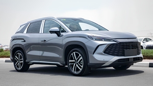 Auto Eléctrico BYD Song L DM-i 2025 de Cuatro Ruedas - Product Image 3
