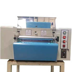 Máquina de revestimento uv a base de água do tamanho pequeno para a impressão ecológica