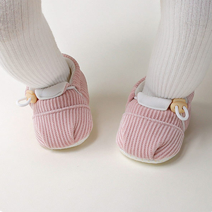 Anti-slip leer-vloerschoenen en sokken met zachte zool voor pasgeborenen, schoenen voor baby's die nog niet lopen, babyschoenen voor de lente en de herfst 0-1 jaar - Product Image 5
