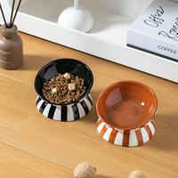 Bol pour animaux de compagnie en céramique fait main à motif vertical, en promotion, pour chien et chat, bol mignon incliné