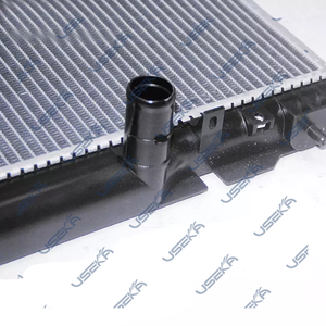 USEKA 16400-28270โรงงานชิ้นส่วนรถยนต์ระบายความร้อนหม้อน้ำสำหรับโตโยต้าคัมรี่ <span class=keywords><strong>ACV30</strong></span> 2.0 2.4 2002-2006 2AZ - Product Image 2