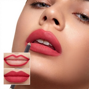 Crayon à lèvres végétal coloré en gros avec pinceau, logo personnalisé, végétalien, waterproof, fini mat - Product Image 4