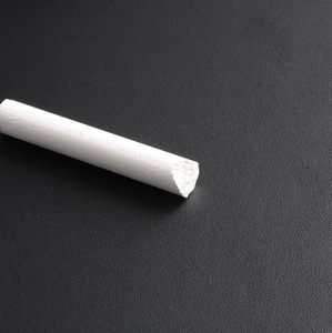 黒板用粘着紙ロール付属、自己粘着式チョークペーパー、取り外し可能なDIY黒板ウォールステッカー、学校、オフィス、家庭用 - Product Image 1