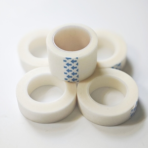 Precio de fábrica, cinta de papel de microporos adhesiva transpirable médica, cinta quirúrgica no tejida - Product Image 6