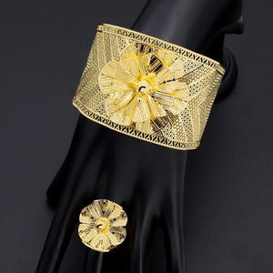 Jxx - Nuevo Juego de Joyería Chapada en Oro de 24K para Mujer, Venta al por Mayor, Conjuntos de Latón Chapado en Oro de 24K para Bodas, Fiestas, Compromisos y Aniversarios - Product Image 4