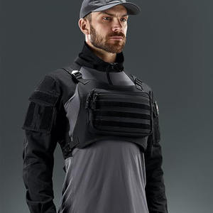 Échantillon gratuit Sac de poitrine tactique rétro pour homme avec bandoulière sous le bras en PU Sac à bandoulière multifonctionnel de mode extérieur Pur - Product Image 6