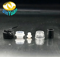 Op maat gemaakte 58mm plastic afsluitingen met tamper-evident band en logo in diverse kleuren beschikbaar voor whisky, wodka, tequila en brandewijn