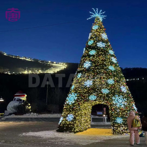 Instalaciones de Luces Navideñas Personalizadas, Adaptables a la Altura, Proporción y Estilo de Iluminación para Grandes Proyectos Comerciales - Product Image 4