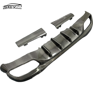 W206 Classe <span class=keywords><strong>C</strong></span> <span class=keywords><strong>63</strong></span> Style Diffuseur arrière en fibre de carbone Lèvre de pare-chocs arrière pour <span class=keywords><strong>Mercedes</strong></span> Benz W206 Classe <span class=keywords><strong>C</strong></span> C200 C260 C43 - Product Image 3