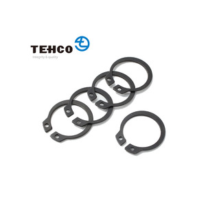 Anneaux de retenue 65MN circlips anneau <span class=keywords><strong>Seeger</strong></span> DIN471/DIN472 revêtement d'oxyde noir personnalisé externe interne en acier aluminium ordinaire - Product Image 1