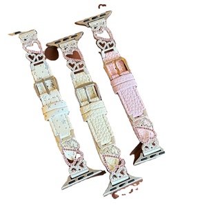 Compatible con Watch 11 SE <span class=keywords><strong>SSeries</strong></span>, correa de reloj de cuero para mujer, decoración de cristal con diamantes de imitación en forma de corazón, correa de muñeca a la moda, regalo elegante - Product Image 1