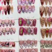 TSZS Boîte Mystère Surprise Faux Ongles Press-On Faits Main Fleurs 3D Aléatoires Luxe Réutilisables Boîte Aveugle de Faux Ongles Artistiques Vente en Gros pour Femmes