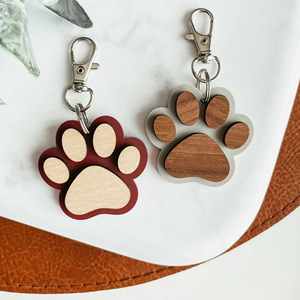 Nouveaux produits 2025 : Porte-clés créatifs et mignons en bois en forme de patte d'animal pour accessoires et petits cadeaux personnalisés - Product Image 2