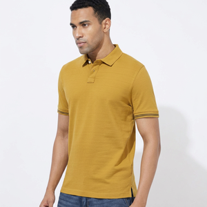 Polo de Algodón Piqué Amarillo Mostaza para Hombre, Manga Corta, Color Sólido, Casual, Transpirable, Tejido de Punto, Corte Regular - Product Image 1