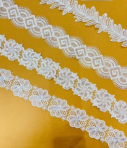 Finiture in pizzo ricamato bianco lucido con perline e ricami in paillettes per abiti <span class=keywords><strong>da</strong></span> <span class=keywords><strong>sposa</strong></span> <span class=keywords><strong>da</strong></span> donna - Product Image 5