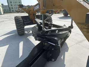 Niveleuse XCMG GR1803 d'occasion de haute qualité, équipée d'un moteur de 180 chevaux, pour la construction routière - Product Image 3