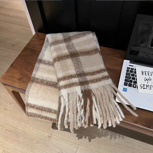 Sciarpa <span class=keywords><strong>Plaid</strong></span> in Finto Cashmere Colorata e Calda, Nuovo Stile Autunno-Inverno 2024, Grande Scialle Versatile con Frange per Donna - Product Image 6