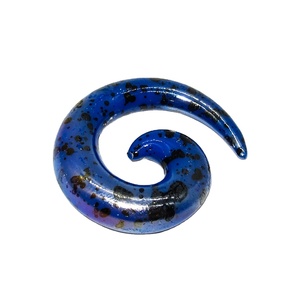 موسع أذن حلزوني من الأكريليك بطباعة رذاذ الطلاء، مجوهرات للجسم، هدية زفاف للجنسين - Product Image 2