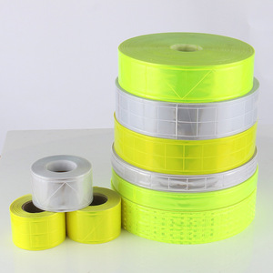 Cinta de PVC reflectante resistente al frío micro prismático a <span class=keywords><strong>cuadros</strong></span> marino de alta visibilidad personalizada para coser en <span class=keywords><strong>chaleco</strong></span> - Product Image 1