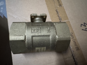 Válvula de Bola Industrial VAI61.50 con Control de Temperatura, Latón, Flujo Proporcional, Lista para Automatización en HVAC - Product Image 2
