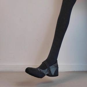 Chaussures plates décontractées en cuir véritable pour femmes, style rétro, bout rond, semelle souple, à bride unique, antidérapantes, avec talon compensé discret - Product Image 6