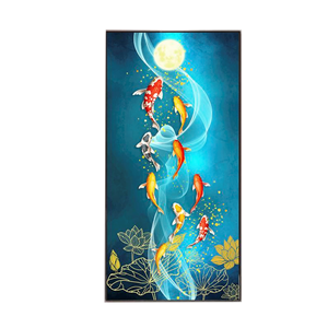 لوحة فنية يدوية من الحجر الرملي الطبيعي بتصميم 'تسعة أسماك تجلب الحظ' - Product Image 1