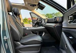 Chery Tiggo 9 2.0T Edizione <span class=keywords><strong>Prestige</strong></span> 2023, 5 Posti, Sedili in Pelle, Tetto Panoramico, Telecamera 360°, Assistenza alla Guida L2, <span class=keywords><strong>Auto</strong></span> Usata Euro - Product Image 5