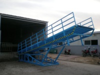 Rampe de chargement hydraulique stationnaire pour porcs, moutons, chèvres, vaches, bétail, capacité 6-15t, acier au manganèse haute résistance, 380/220V pour ferme