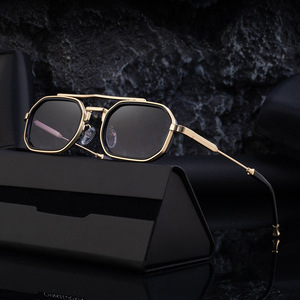 Gafas de Sol HJ-7328 para Hombre, Montura Metálica, Protección UV400, Color Negro, Doble Puente, Estilo Retro, Montura Pequeña, Clase 2 - Product Image 4
