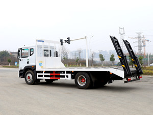 Camion plateau Dongfeng D9 4X2 avec échelle métallique arrière pour le chargement, camion <span class=keywords><strong>de</strong></span> transport <span class=keywords><strong>de</strong></span> voitures à vendre - Product Image 4