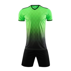 Top da allenamento per <span class=keywords><strong>calcio</strong></span> in rete traspirante con Logo stampato per campi estivi di <span class=keywords><strong>calcio</strong></span> invernali - Product Image 2